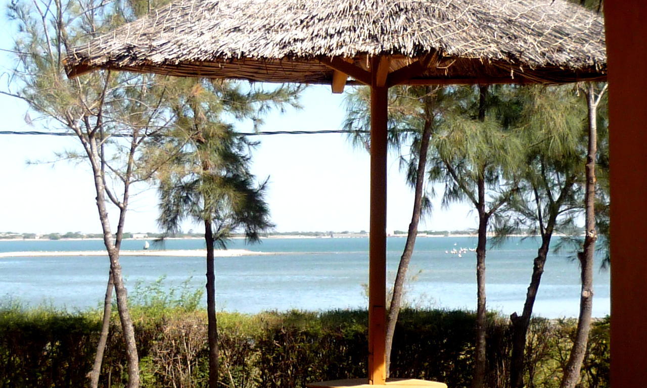 Diamarek Hotel Sur La Plage Saint Louis Exterior foto